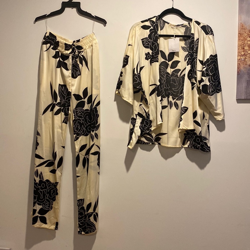 Silk set, nice suit for vacation